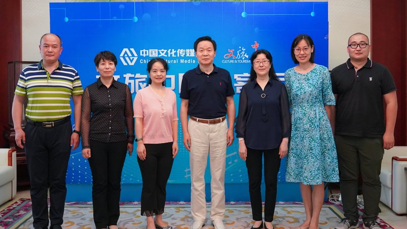 中小型会议场地布置效果图